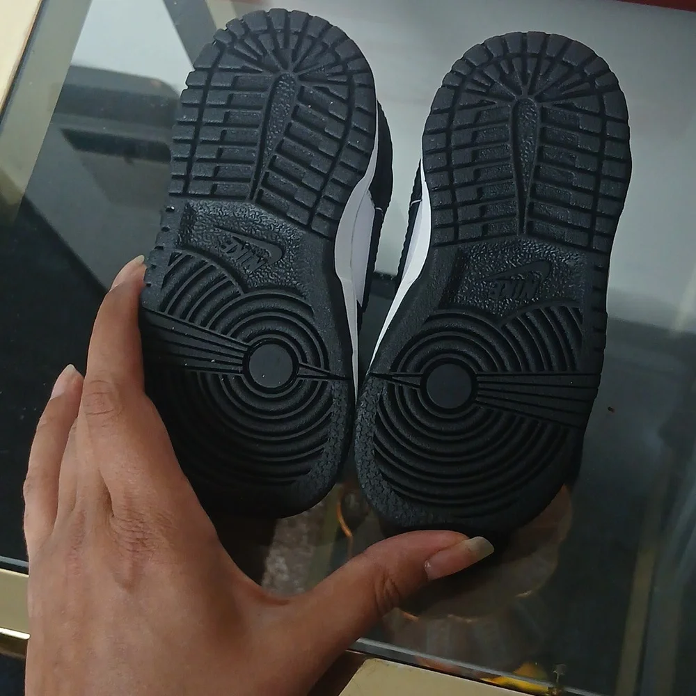 Nike Dunk Low Black And White (Panda) Size 5c - Picture 8 of 16